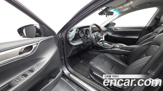 Hyundai Grandeur (IG) 3.0 LPi Rent Car Modern 2022 — фото 10
