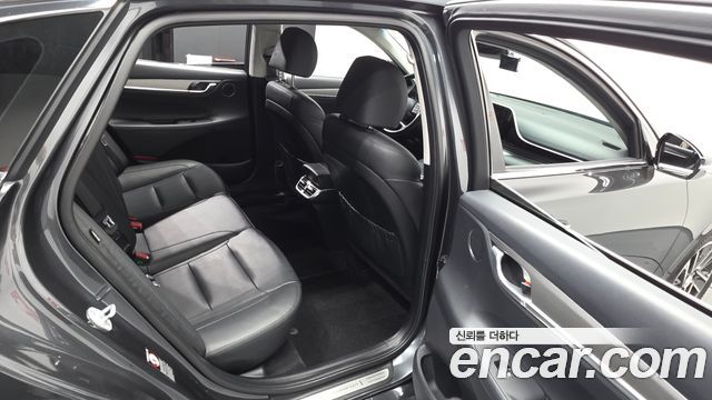 Hyundai Grandeur (IG) 3.0 LPi Rent Car Modern 2022 — фото 11