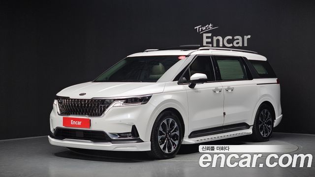 Kia Carnival (IV) Gasoline 7-Seater Signature