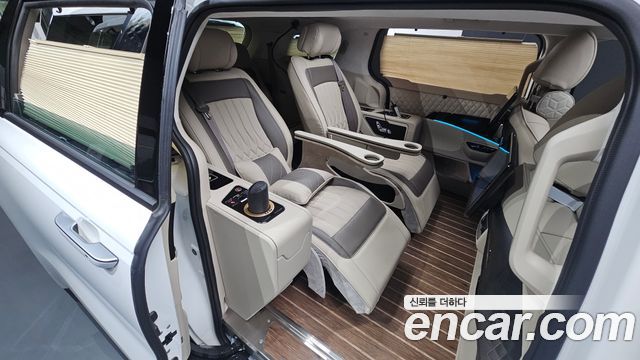 Kia Carnival (IV) Gasoline 7-Seater Signature 2021 — фото 11