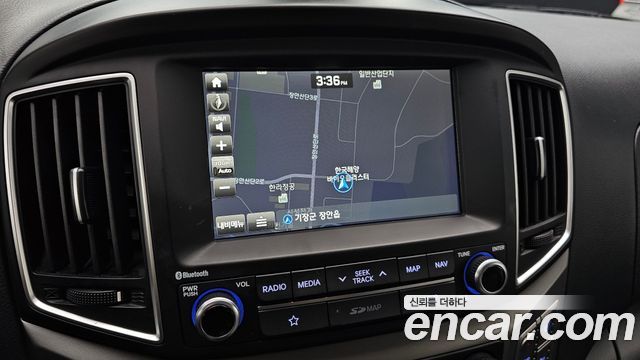 Hyundai Grand Starex 4WD Wagon 12-Seater Modern 2019 — фото 14