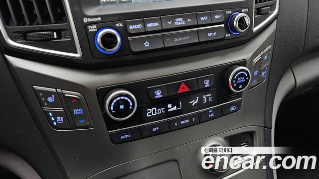 Hyundai Grand Starex 4WD Wagon 12-Seater Modern 2019 — фото 16
