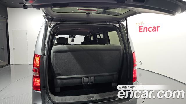 Hyundai Grand Starex 4WD Wagon 12-Seater Modern 2019 — фото 20