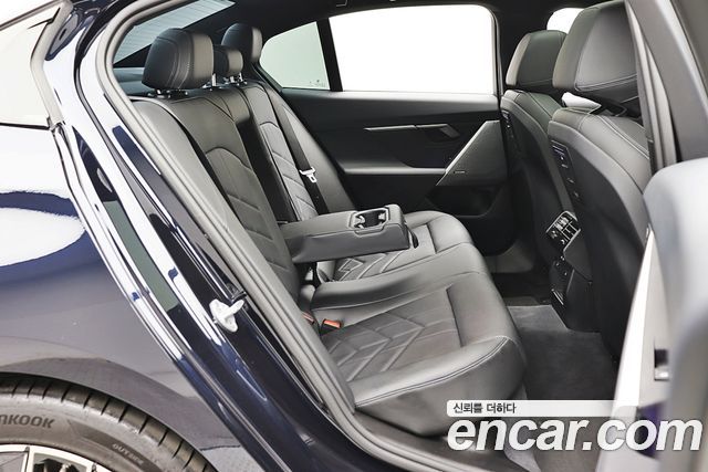 BMW 5 Series (G60) 520i M Sport 2024 — фото 19