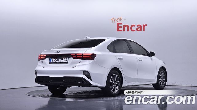 Kia K3 (II) 1.6 Prestige 2024 — фото 2