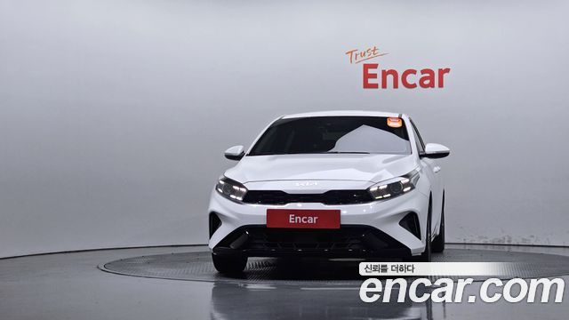 Kia K3 (II) 1.6 Prestige 2024 — фото 3