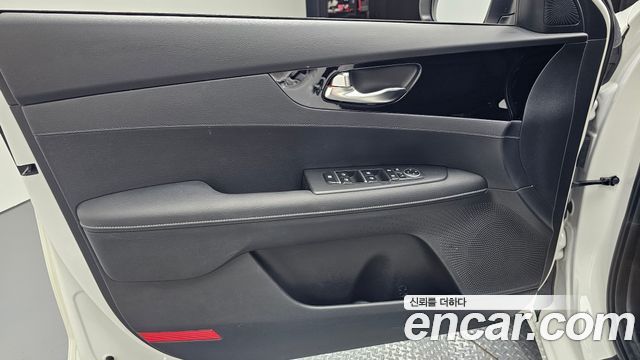 Kia K3 (II) 1.6 Prestige 2024 — фото 24