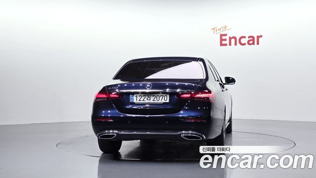 Mercedes-Benz E-Class (W213) E250 Avantgarde 2022 — фото 4