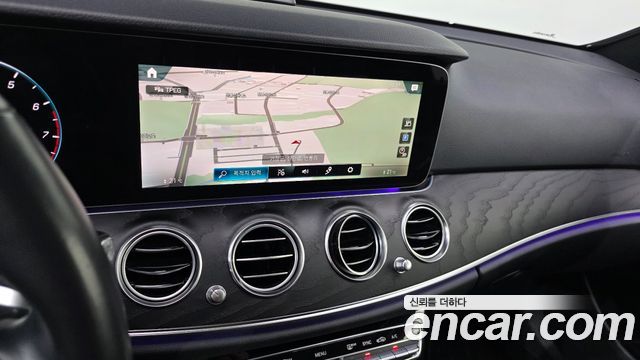 Mercedes-Benz E-Class (W213) E250 Avantgarde 2022 — фото 14