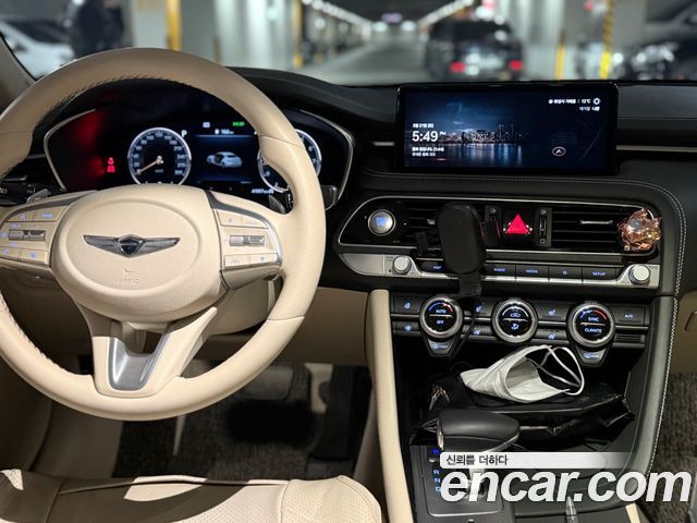 Genesis G70 Gasoline 2.0T 4WD 2022 — фото 8