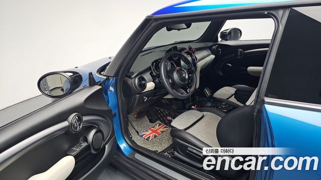 MINI Cooper Electric Gen ZE Edition 3rd 2022 — фото 10