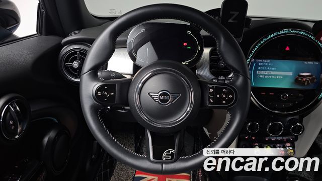 MINI Cooper Electric Gen ZE Edition 3rd 2022 — фото 13