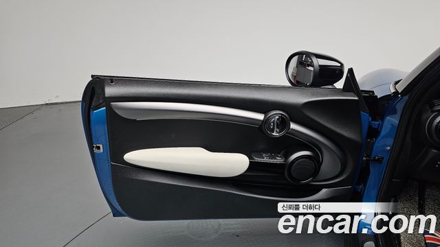 MINI Cooper Electric Gen ZE Edition 3rd 2022 — фото 24