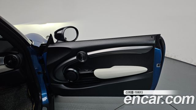 MINI Cooper Electric Gen ZE Edition 3rd 2022 — фото 25