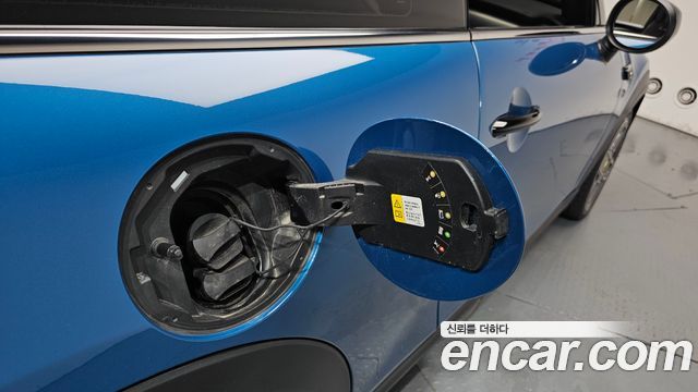 MINI Cooper Electric Gen ZE Edition 3rd 2022 — фото 29
