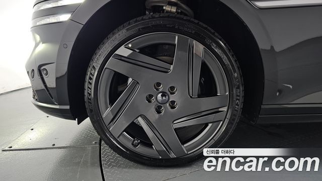 Genesis G90 (RS4) Gasoline 3.5 Turbo e-S/C AWD Black 2025 — фото 5
