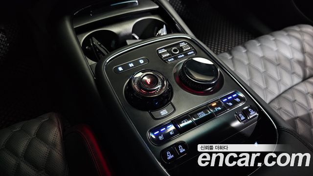 Genesis G90 (RS4) Gasoline 3.5 Turbo e-S/C AWD Black 2025 — фото 9