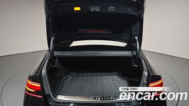Genesis G90 (RS4) Gasoline 3.5 Turbo e-S/C AWD Black 2025 — фото 44