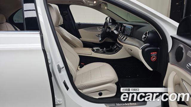 Mercedes-Benz E-Class (W213) E200 Avantgarde 2018 — фото 26