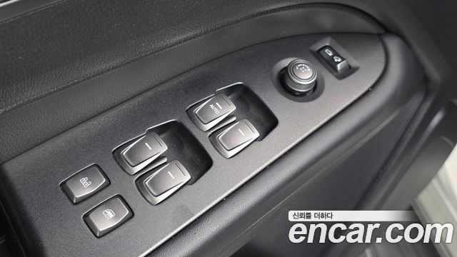 KG Mobility (SsangYong) Rexton Sports Khan Diesel 2.2 4WD Prestige 2022 — фото 13