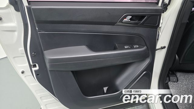 KG Mobility (SsangYong) Rexton Sports Khan Diesel 2.2 4WD Prestige 2022 — фото 25