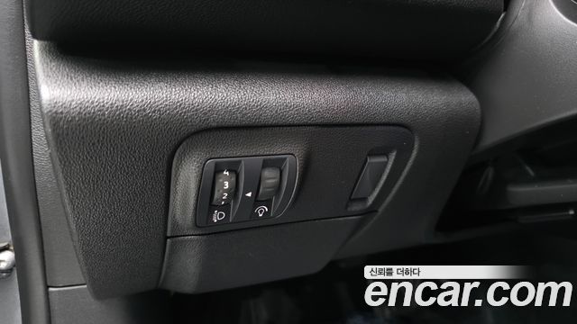 Renault Korea SM6 2.0 GDe SE 2017 — фото 12