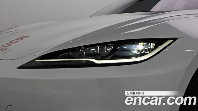 Tesla Model 3 Performance AWD 2026 — фото 22