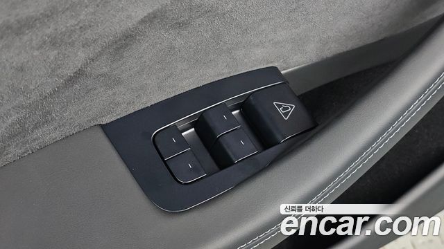 Tesla Model 3 Performance AWD 2026 — фото 36