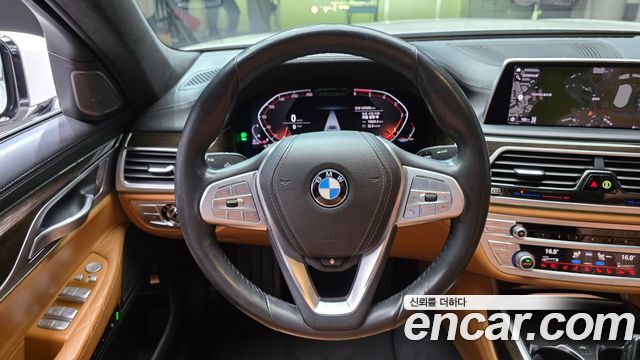 BMW 7 Series (G11) 730Ld xDrive Design Pure Excellence 2020 — фото 13