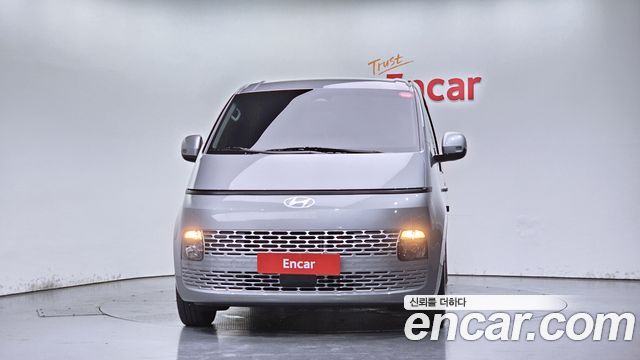 Hyundai Staria Tourer 9-Seater Modern 2025 — фото 3