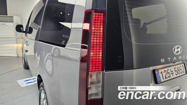 Hyundai Staria Tourer 9-Seater Modern 2025 — фото 23