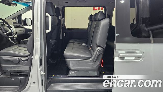 Hyundai Staria Tourer 9-Seater Modern 2025 — фото 26