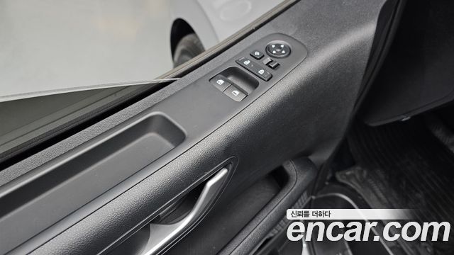 Hyundai Staria Tourer 9-Seater Modern 2025 — фото 28
