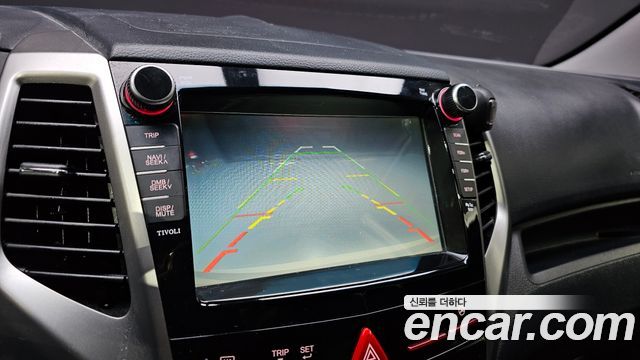 KG Mobility (SsangYong) Tivoli VX 2WD 2015 — фото 15