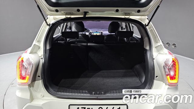 KG Mobility (SsangYong) Tivoli VX 2WD 2015 — фото 20