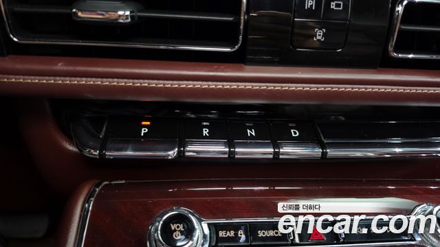 Lincoln Aviator (II) 3.0 Black Label AWD 2021 — фото 9