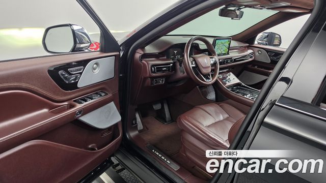 Lincoln Aviator (II) 3.0 Black Label AWD 2021 — фото 10