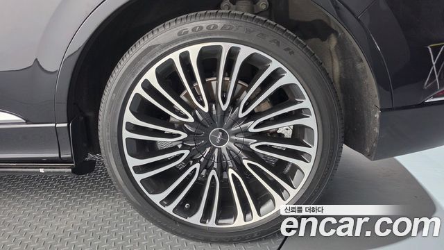 Lincoln Aviator (II) 3.0 Black Label AWD 2021 — фото 21