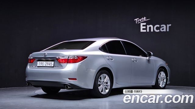 Lexus ES350 Supreme XV60 2013 — фото 2