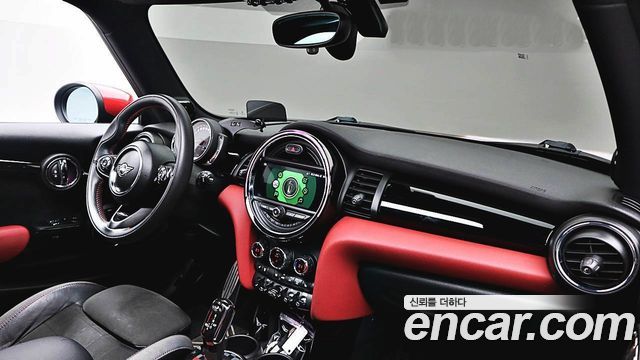 MINI Cooper S JCW 3rd Generation 2020 — фото 10