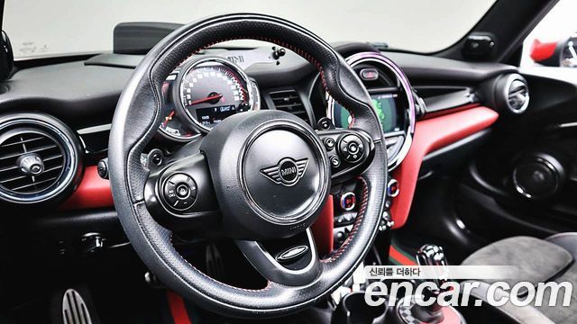 MINI Cooper S JCW 3rd Generation 2020 — фото 17