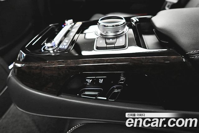 Genesis G90 3.8 AWD Premium Luxury 2021 — фото 24