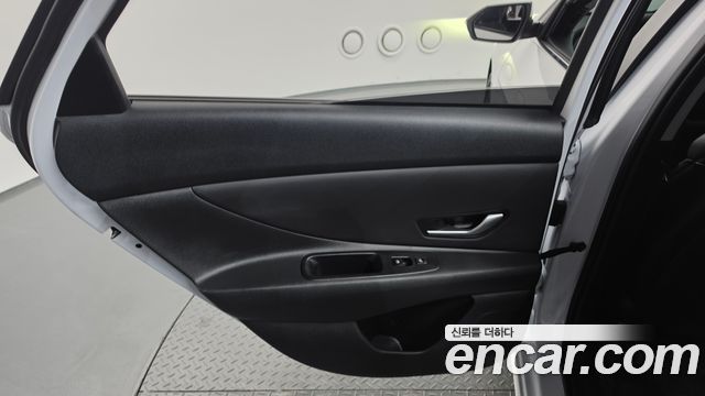 Hyundai Avante (CN7) 1.6 Inspiration 2024 — фото 25