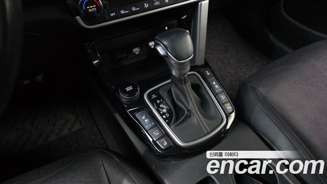 Kia Seltos Gasoline 1.6 Turbo 4WD Noblesse 2020 — фото 9