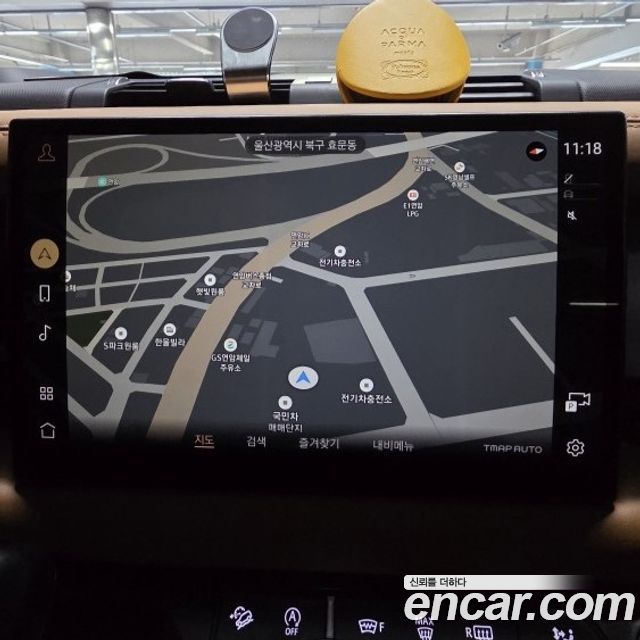 Land Rover Defender (L663) 130 D300 X-Dynamic HSE 2024 — фото 21