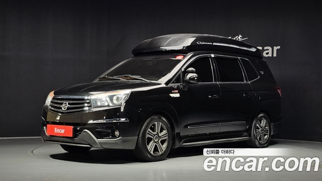 KG Mobility (SsangYong) Korando Turismo 4WD Chateau 9-seater 2015 — фото 1
