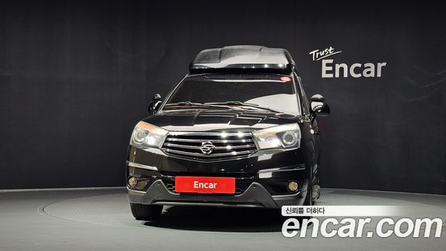 KG Mobility (SsangYong) Korando Turismo 4WD Chateau 9-seater 2015 — фото 3