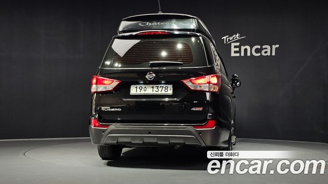 KG Mobility (SsangYong) Korando Turismo 4WD Chateau 9-seater 2015 — фото 4