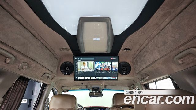KG Mobility (SsangYong) Korando Turismo 4WD Chateau 9-seater 2015 — фото 31