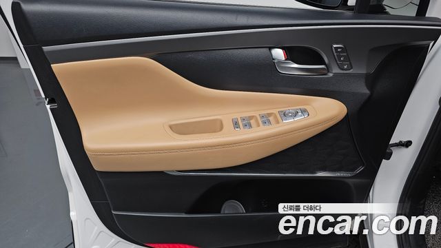 Hyundai Santa Fe Gasoline 2.5T 2WD Calligraphy 2023 — фото 24
